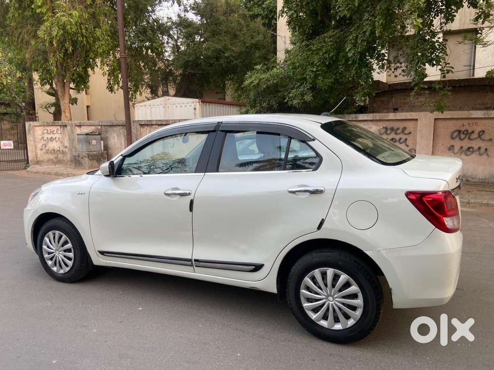 Maruti Suzuki Dzire 1.2 Vxi Amt, 2019, Petrol