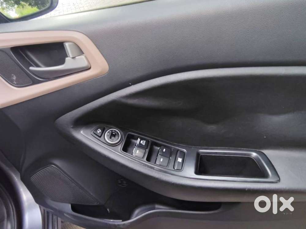 Hyundai I20 Sportz 1.2 Vtvt, 2019, Petrol