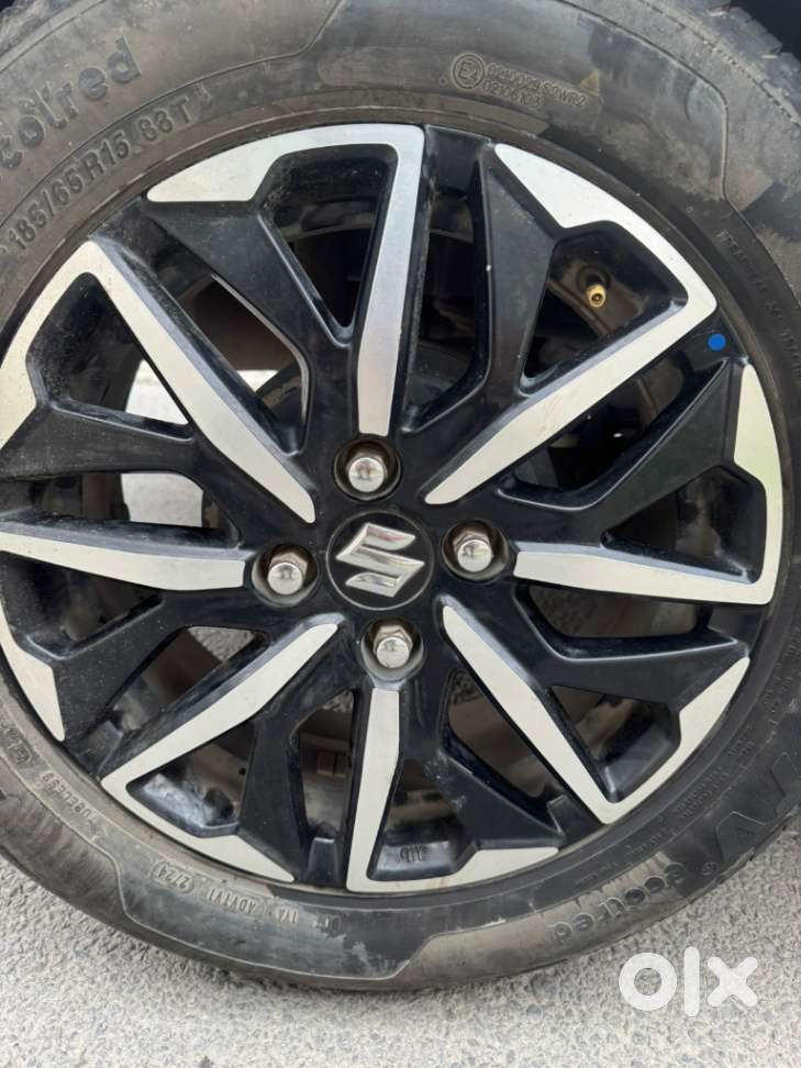 Maruti Suzuki Swift Vxi + Manual, 2020, Petrol