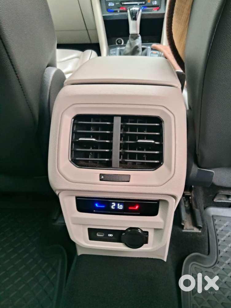 Volkswagen Tiguan 2.0 Elegance Tsi Dsg, 2023, Petrol
