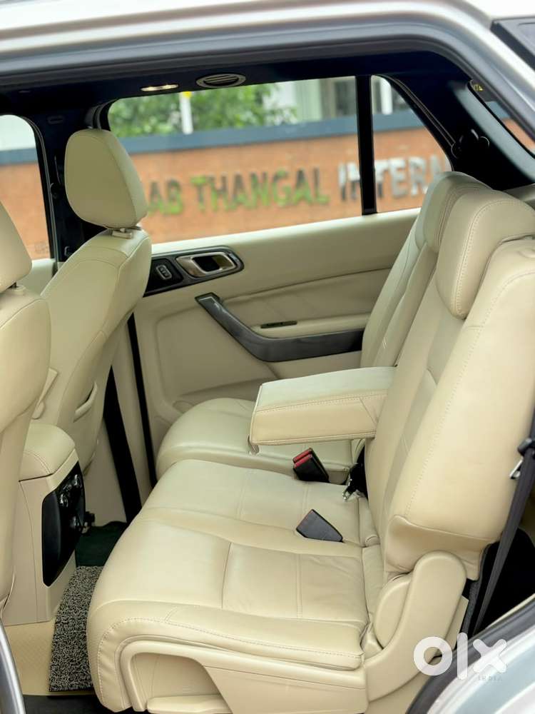Ford Endeavour 3.2 Titanium At 4x4, 2016, Diesel