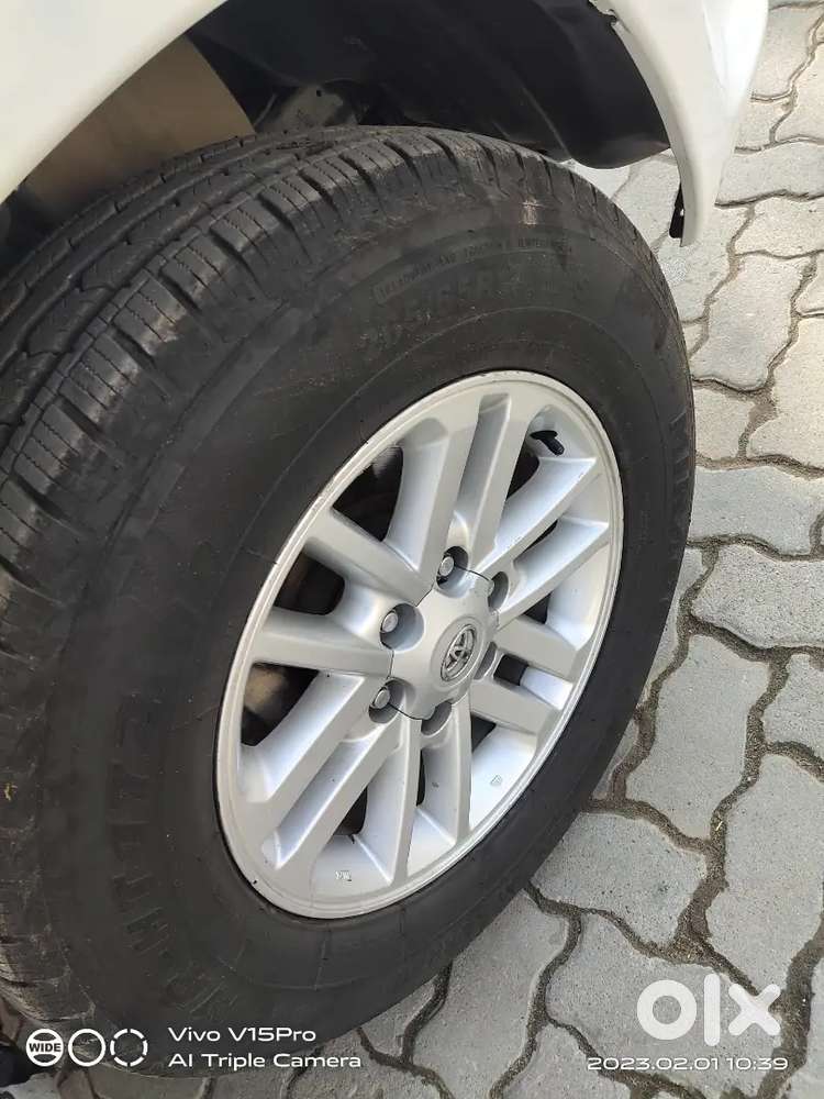 Toyota Fortuner Diesel Manual 2012
