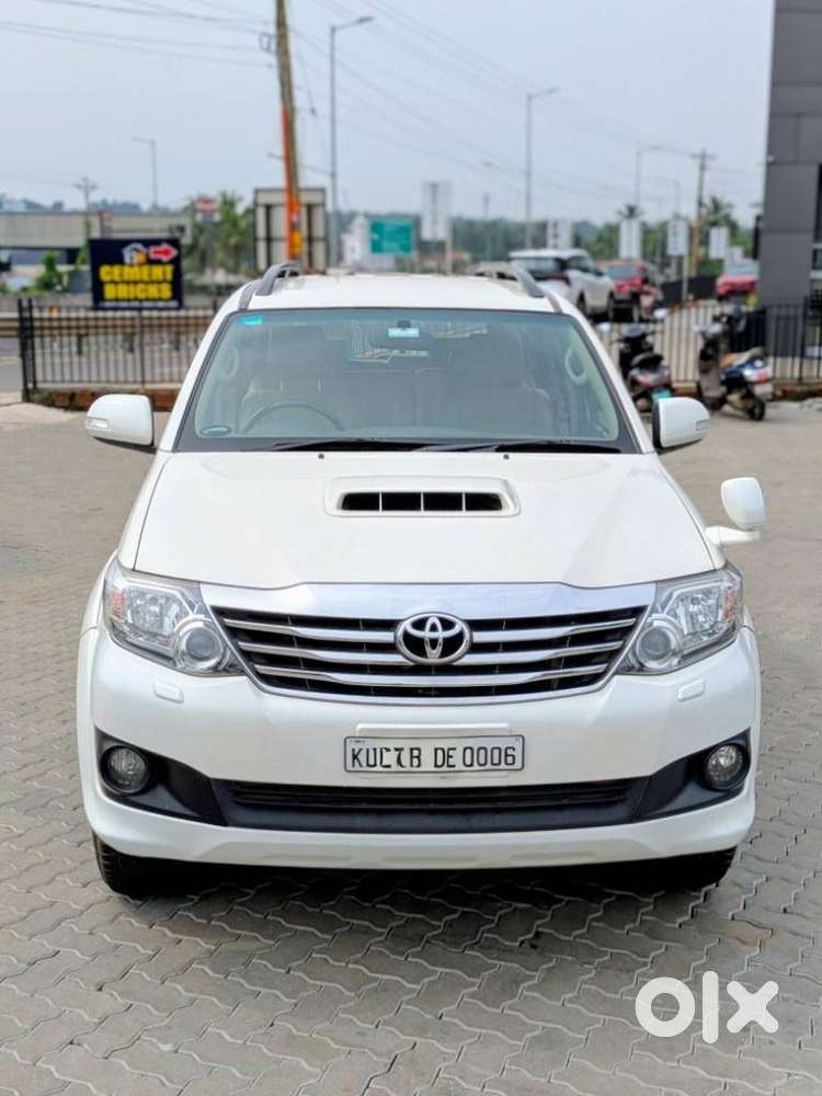 Toyota Fortuner 4x2 At, 2013, Diesel