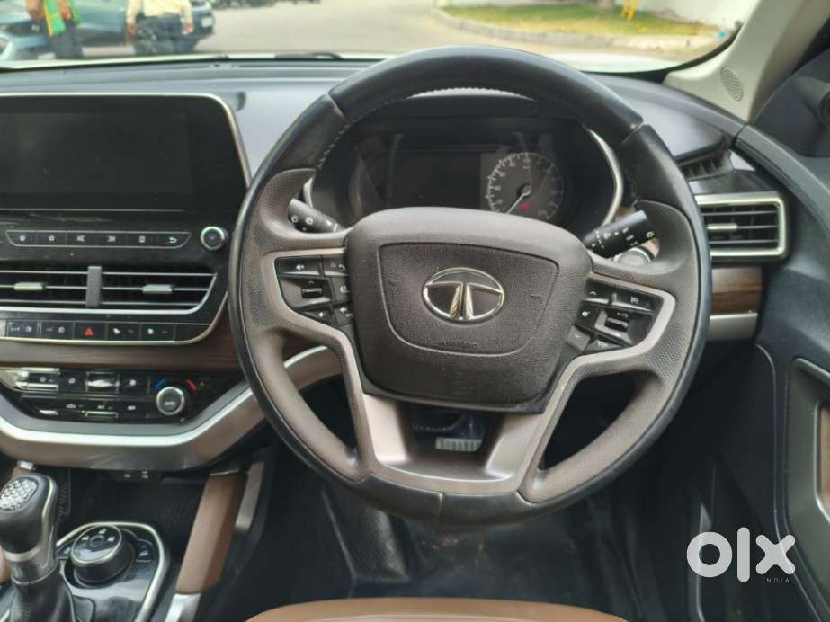 Tata Harrier Xza+, 2022, Petrol