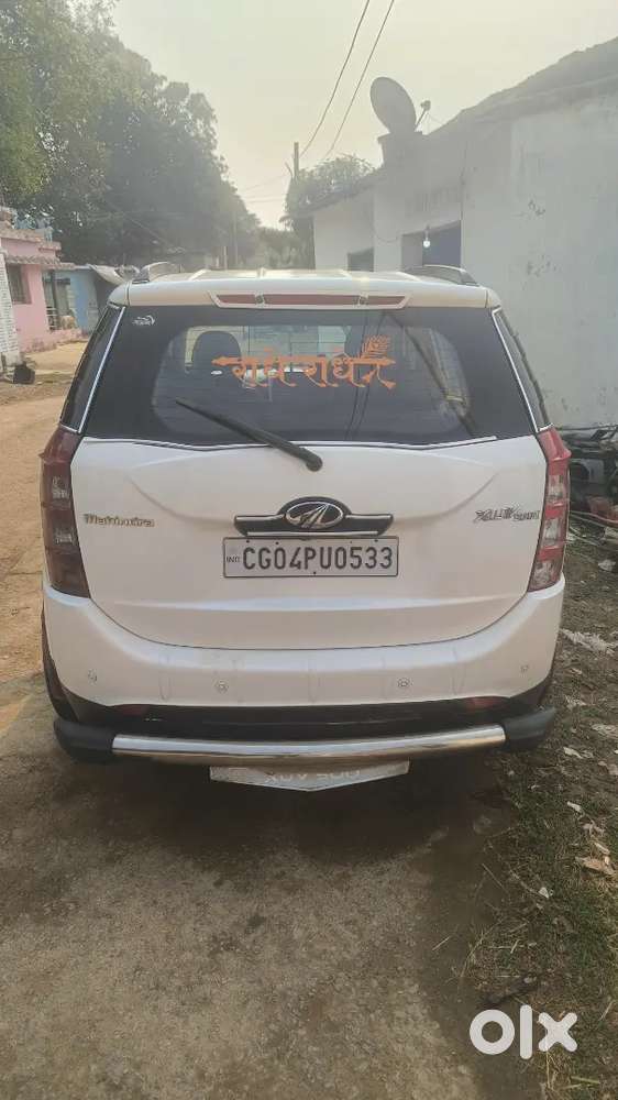 Mahindra Xuv500 2014 Diesel 150000 Km Driven