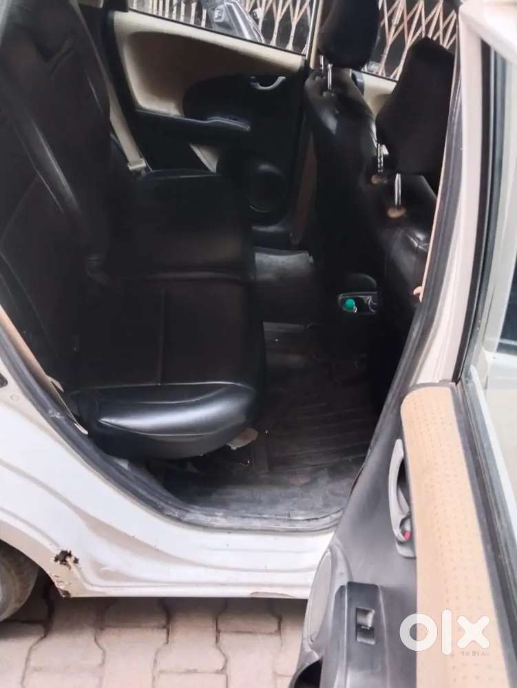 Honda Jazz 2012 Petrol Well Maintained