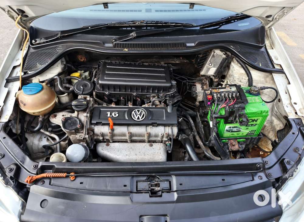 Volkswagen Vento 2010-2013 Petrol Highline, 2011, Petrol