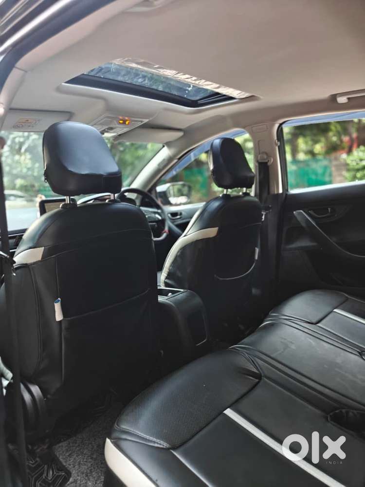 Tata Nexon Smart Plus1.2 Revotron Petrol 5 Mt, 2024, Petrol