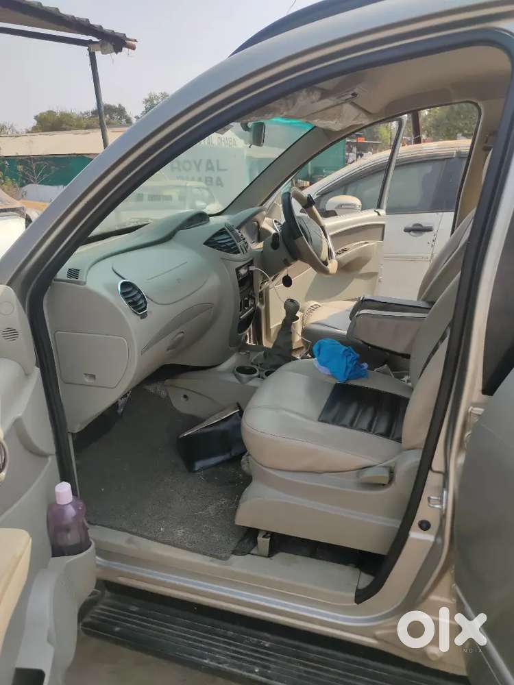 Mahindra Quanto 2013