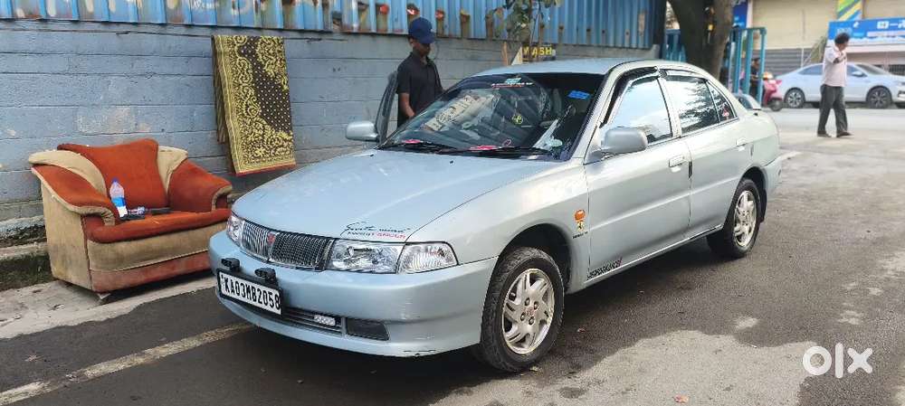 Mitsubishi Lancer Le Modal Petrol Vehicle