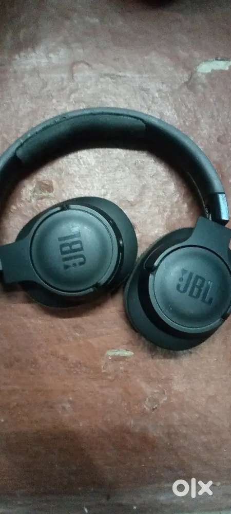 JBL headphone bluetooth