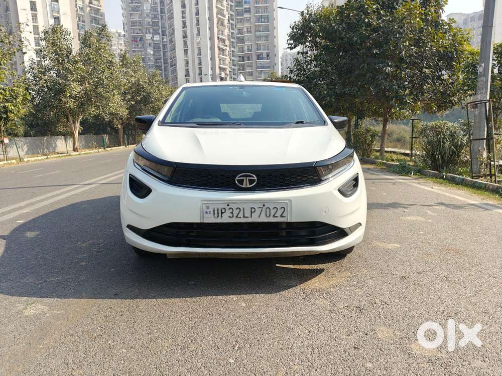 Tata Altroz 1.2 Xe, 2020, Petrol