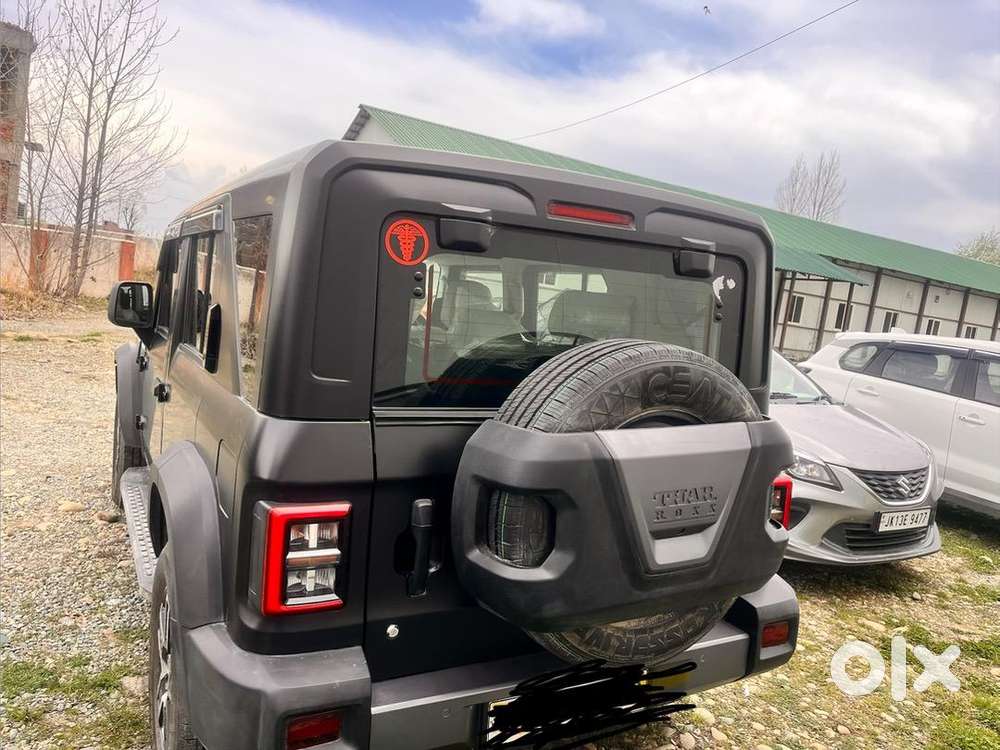 Mahindra Thar Roxx 2025 Diesel 6000 Km Driven. Dec 2025 Registration