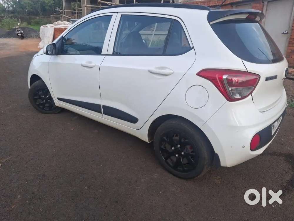 Hyundai Grand I10 2019 Sportz Dual Tone