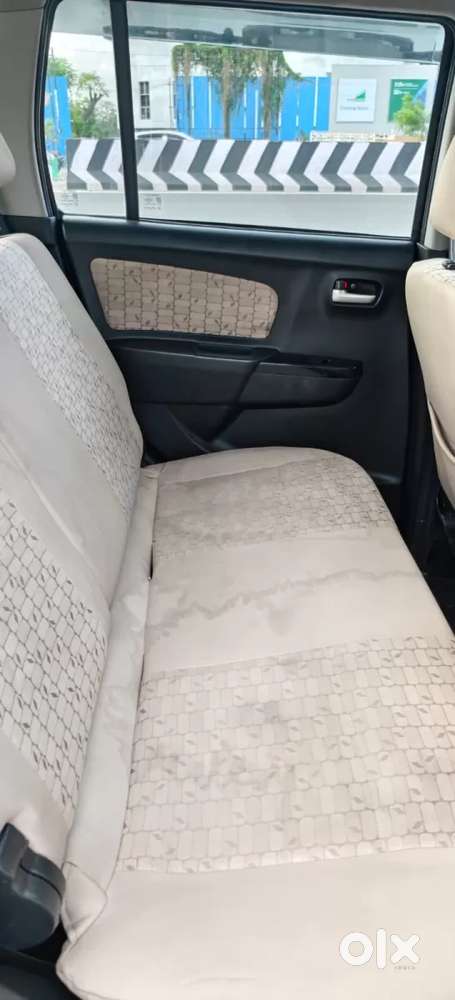 Maruti Suzuki Wagon R 1.0 Vxi Amt, 2018, Petrol