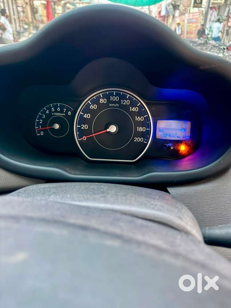 Hyundai I10 Magna O Petrol 2012