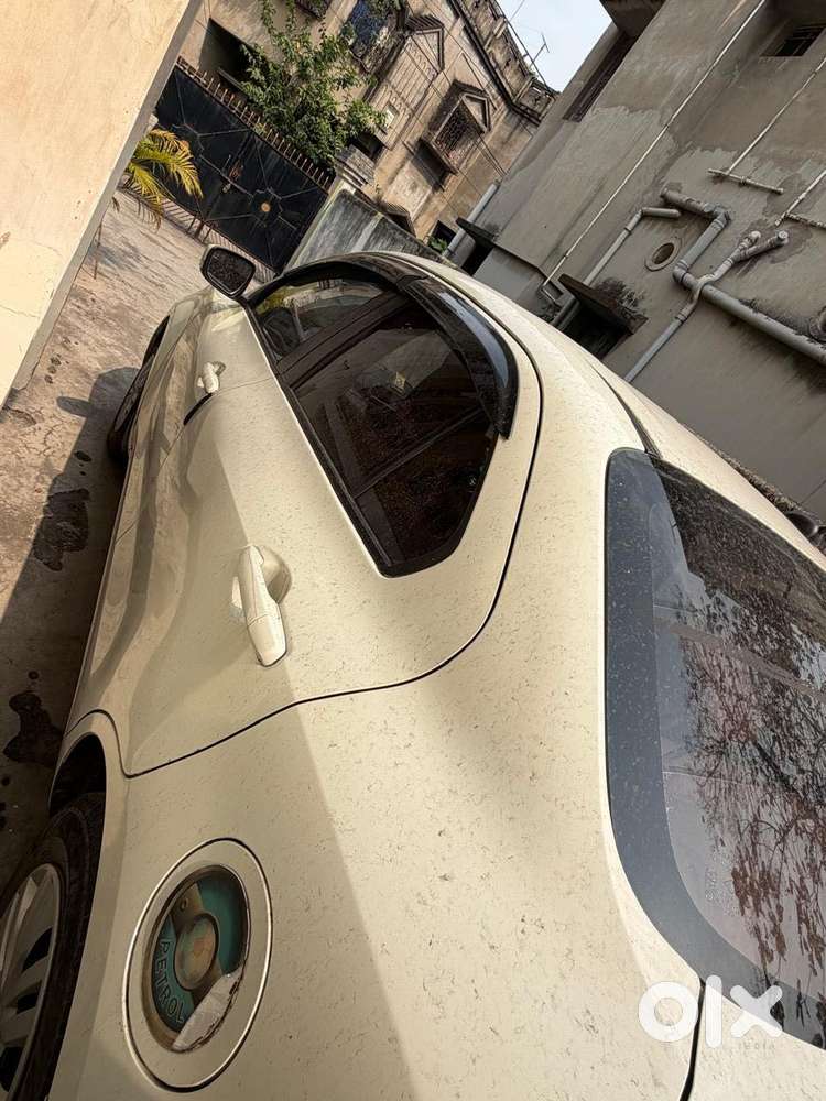 Maruti Suzuki Dzire 1.2 Vxi, 2022, Petrol