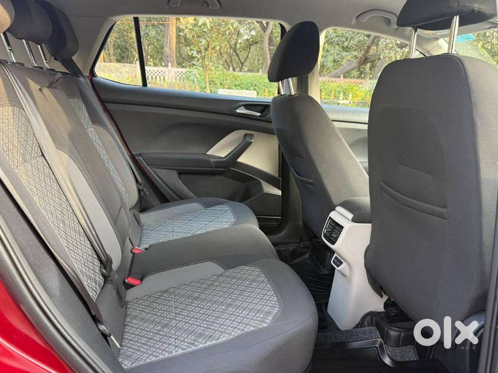 Volkswagen Taigun 1.0 Tsi Highline At, 2022, Petrol