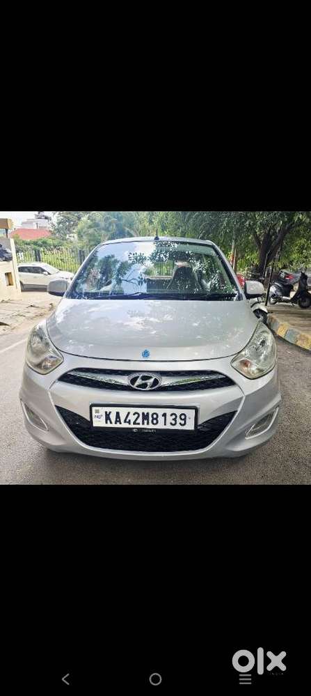 Hyundai I10 Sportz, 2015, Petrol