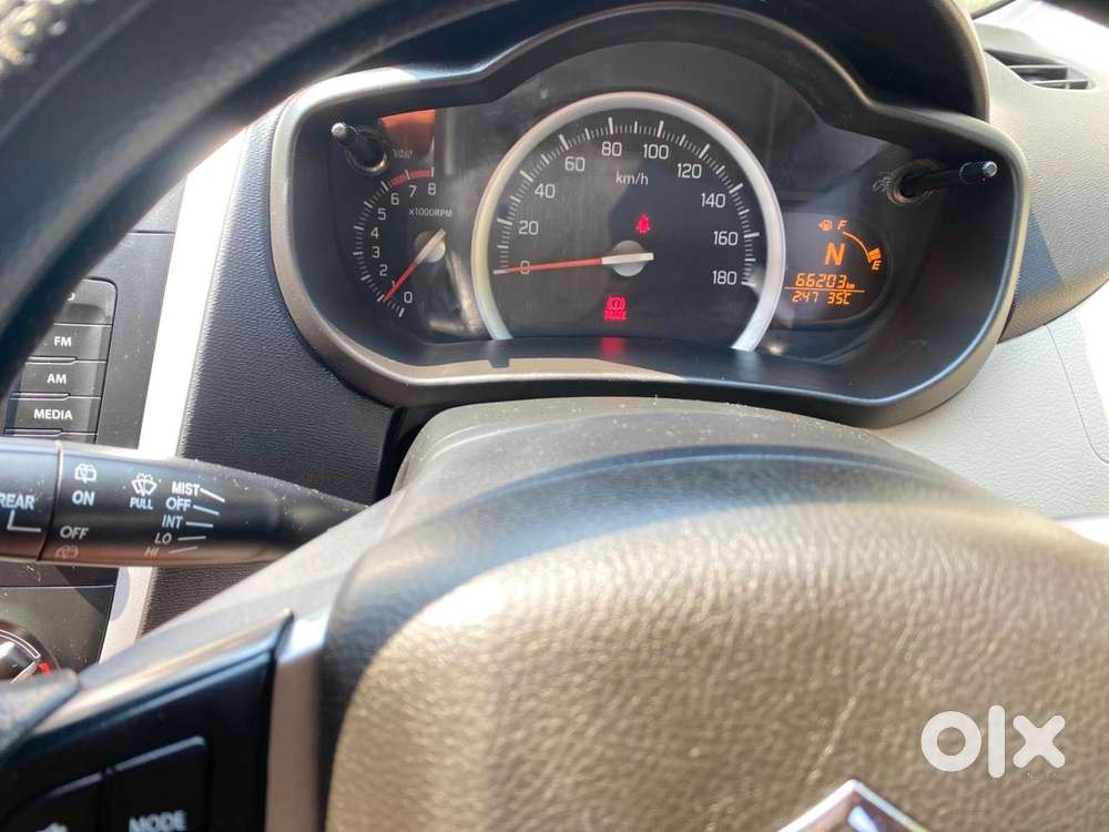 Maruti Suzuki Celerio Zxi Amt, 2017, Petrol