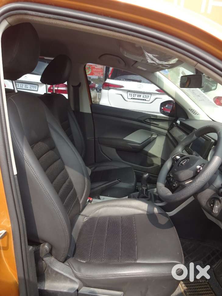 Skoda Kushaq 1.0 Tsi Active, 2022, Petrol