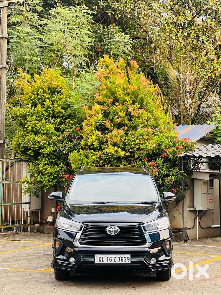Toyota Innova Crysta [2020-ongoing] 2.4 Gx At 7 Str, 2021, Diesel