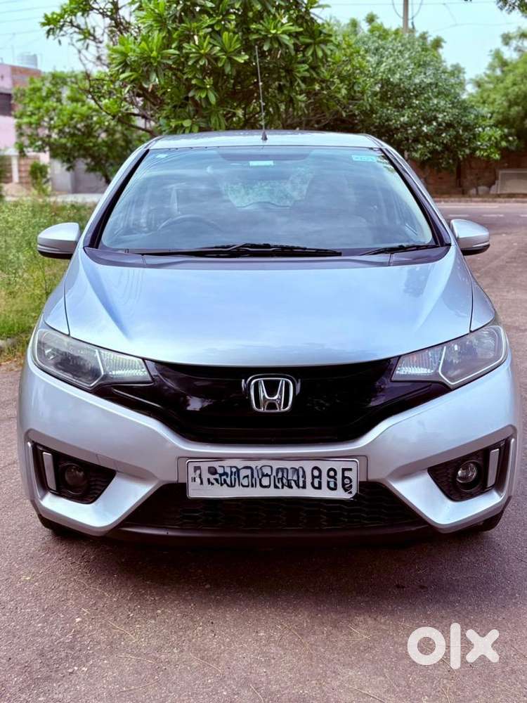 Honda Jazz 2016 Petrol I-vtec First Owner Pb10