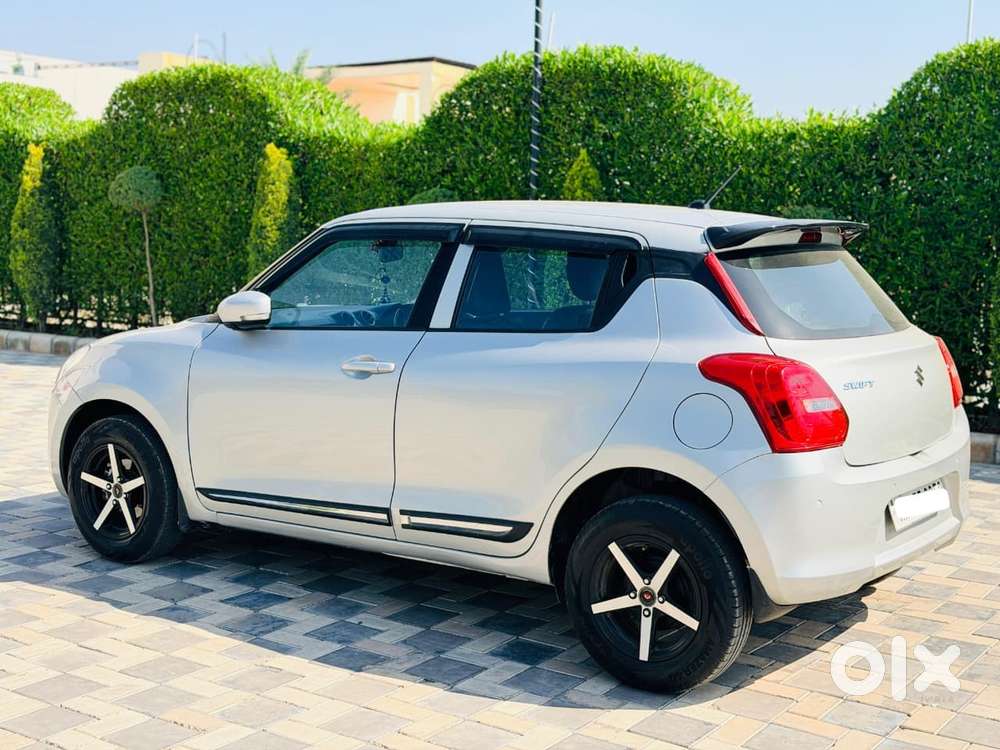 Maruti Suzuki Swift Vxi Optional, 2022, Petrol