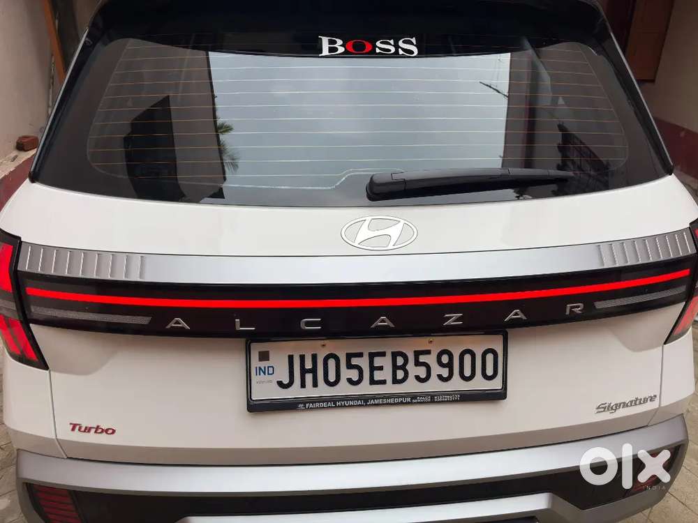 Hyundai Alcazar Platinum 2025