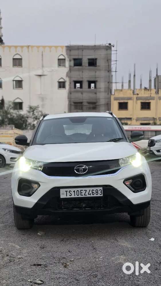 Tata Nexon Xm (s) 2021 Petrol  85k Km  Strong Build Suv  Negotiable