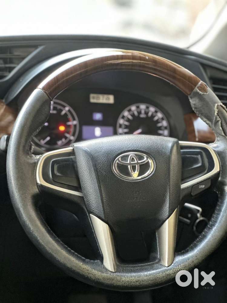 Toyota Innova Crysta 2.8 Gx At 8s, 2018, Diesel