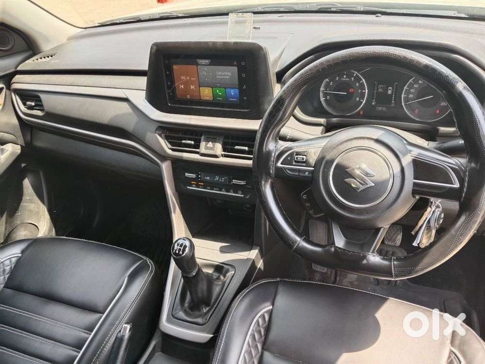 Maruti Suzuki Brezza 1.5 Vxi Smart Hybrid, 2023, Petrol