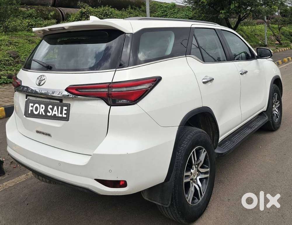 Toyota Fortuner 4x2 At 2.7 Petrol, 2022, Petrol
