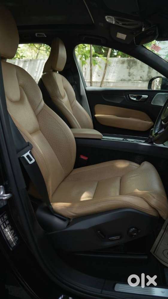 Volvo Xc60 D5 Inscription, 2019, Diesel