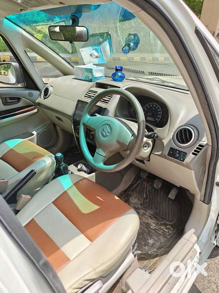 Maruti Suzuki Sx4 Vxi Bsiv, 2012, Cng & Hybrids