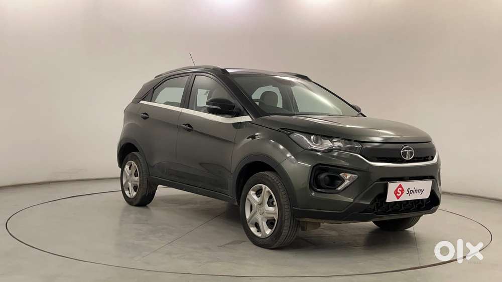 Tata Nexon 1.2 Revotron Xma Amt (s), 2022, Petrol
