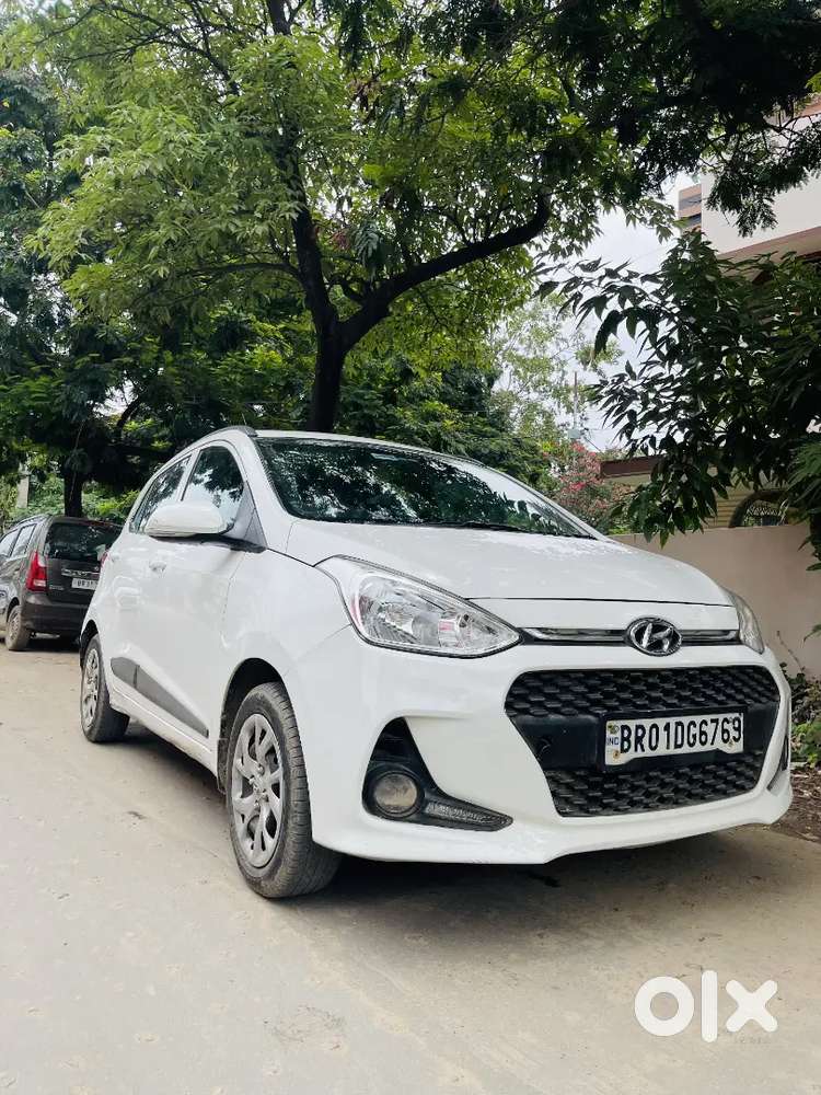 Hyundai Grand I10 Sportz 2017 Petrol ( Mint Condition)