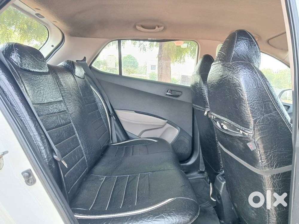 Hyundai Grand I10 Magna At, 2016, Petrol