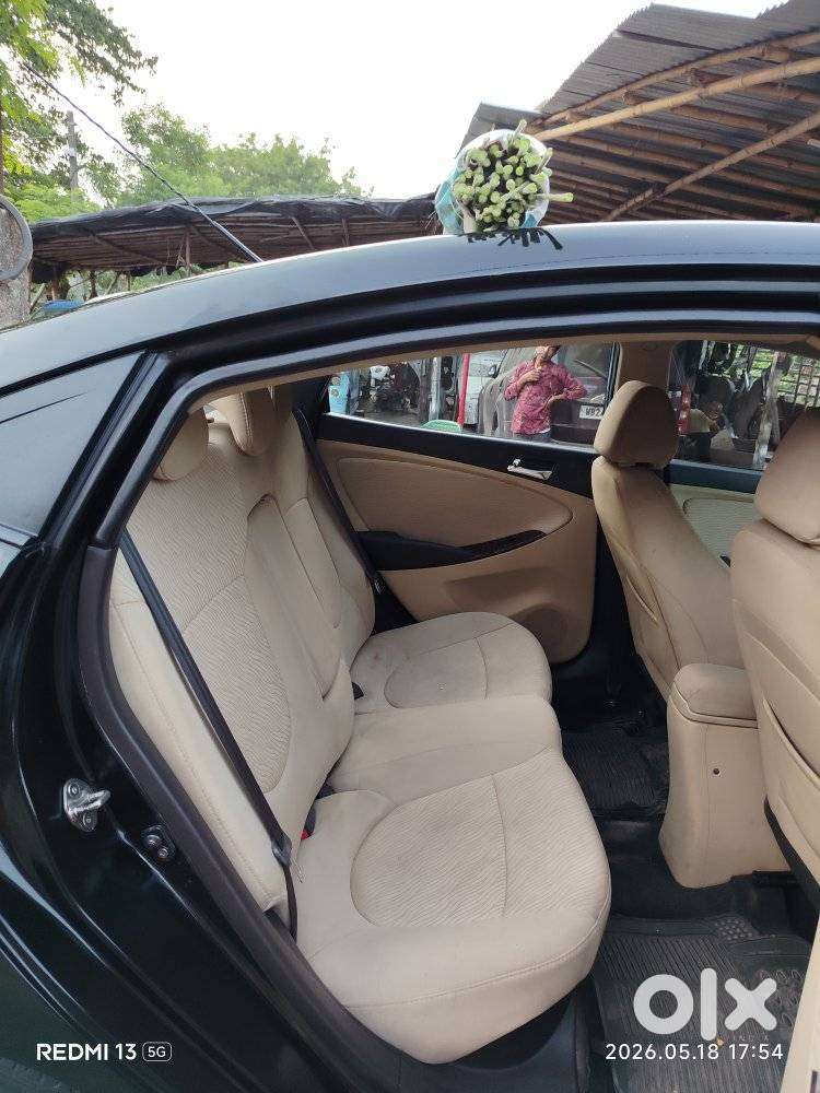 Hyundai Verna Fluidic 1.6 Vtvt Sx, 2012, Petrol