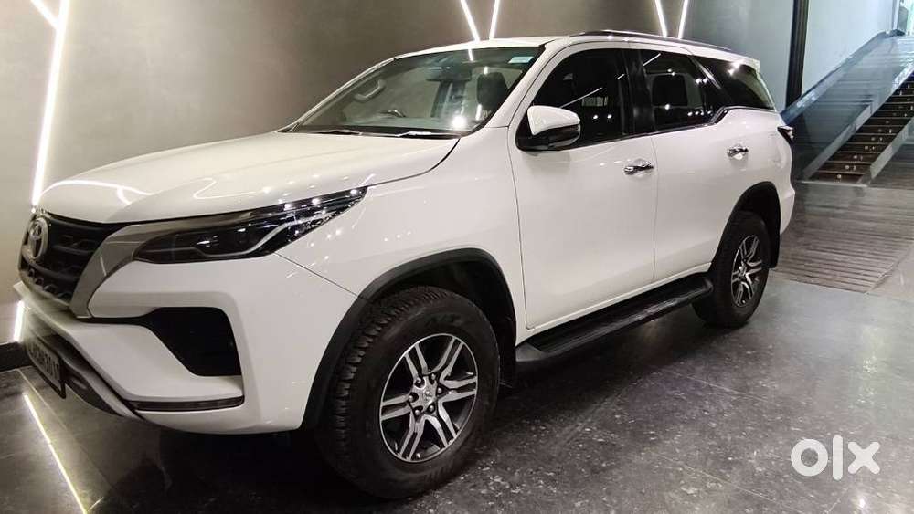 Toyota Fortuner 4x2 At 2.7 Petrol, 2024, Petrol