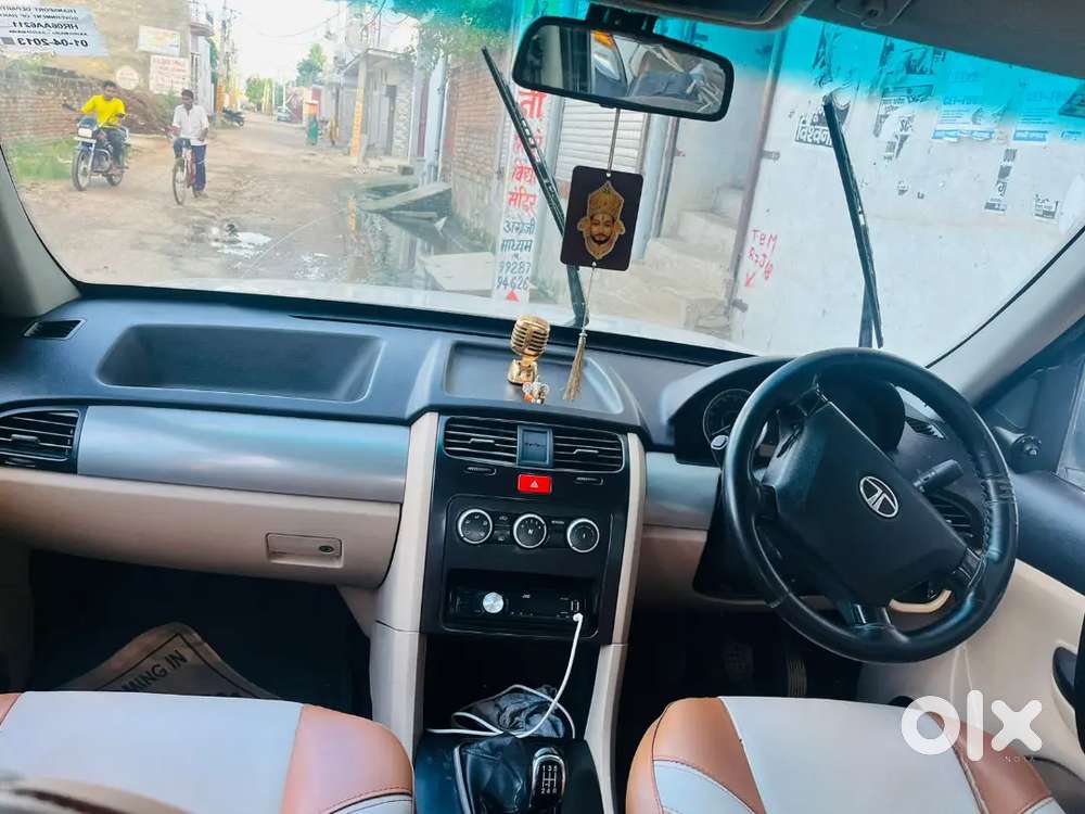 Tata Safari