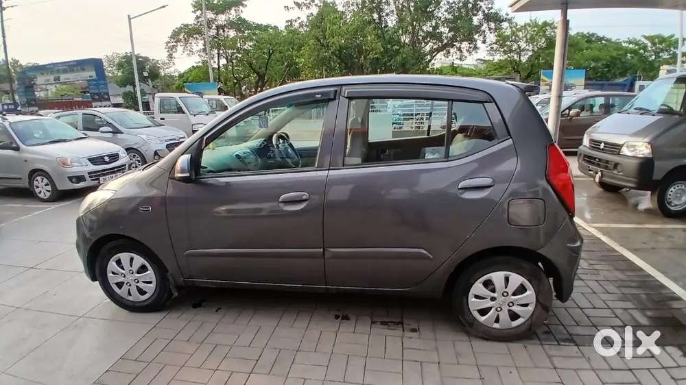 Hyundai I10 Sportz Petrol 2013