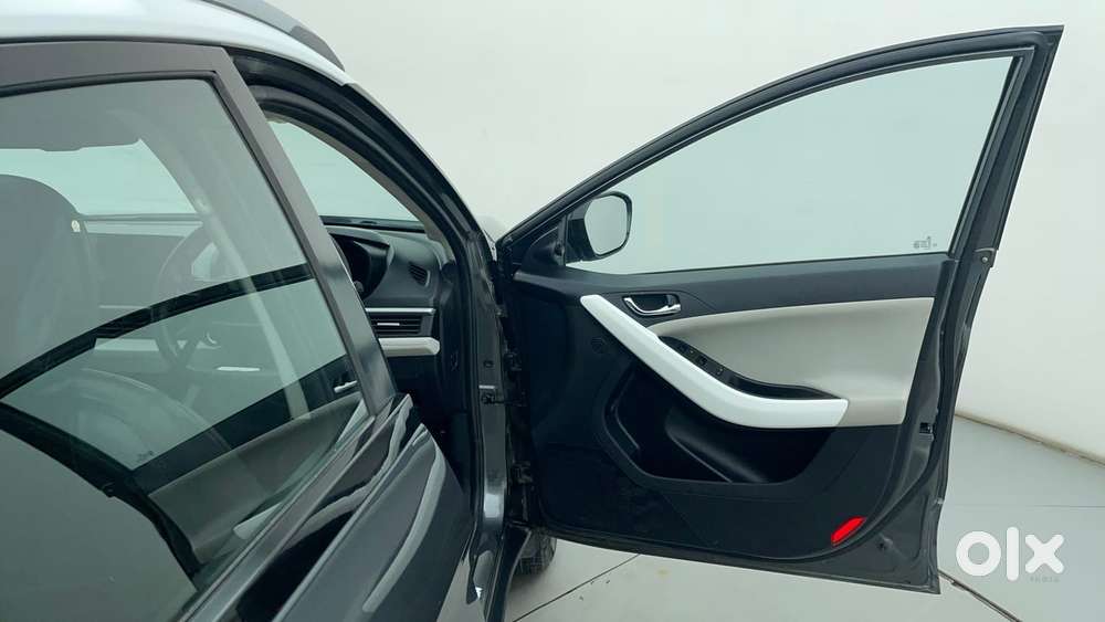 Tata Nexon Creative Plus S 1.2 Revotron Petrol 6 Amt Dt, 2023, Petro..