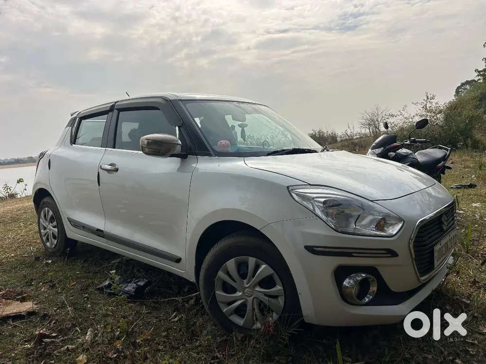 Maruti Suzuki Swift Dec-2020 Petrol Well Maintained.