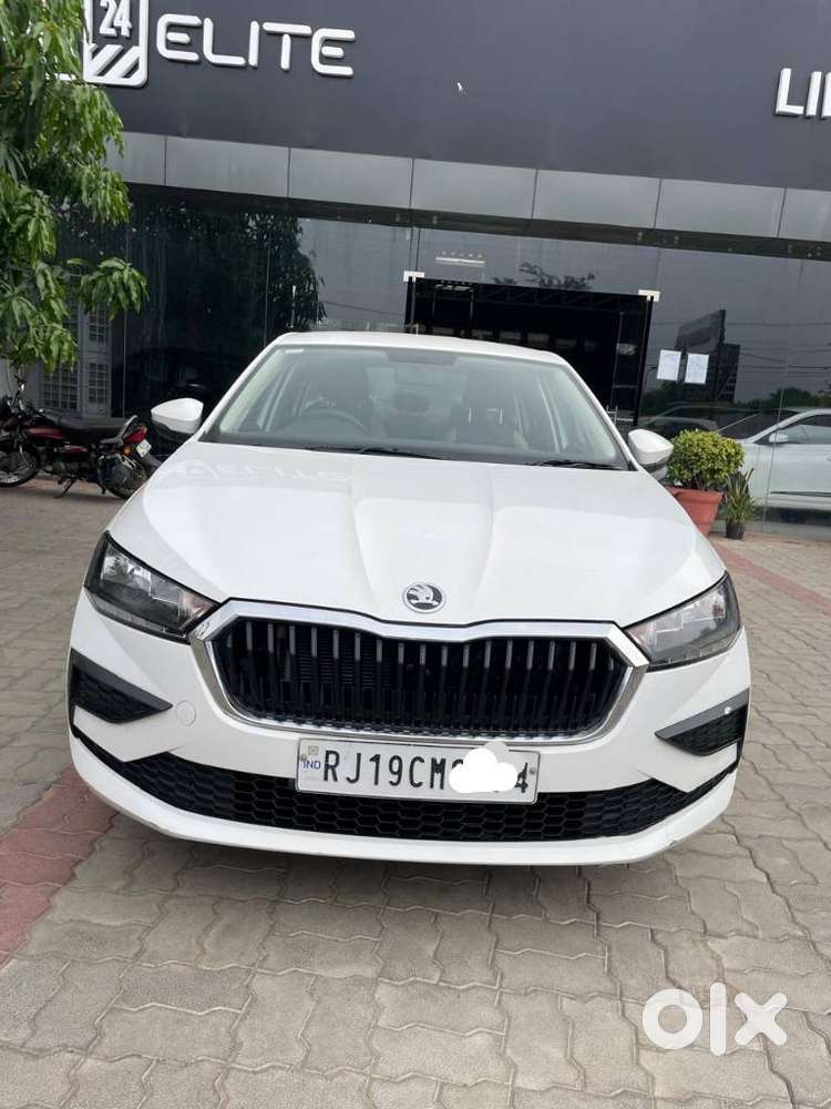 Skoda Slavia Active 1.0l Tsi Mt, 2022, Petrol