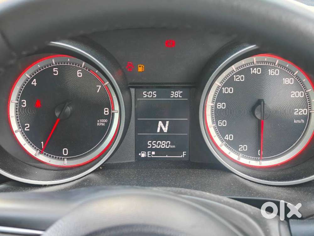 Maruti Suzuki Swift Amt Zxi, 2023, Petrol