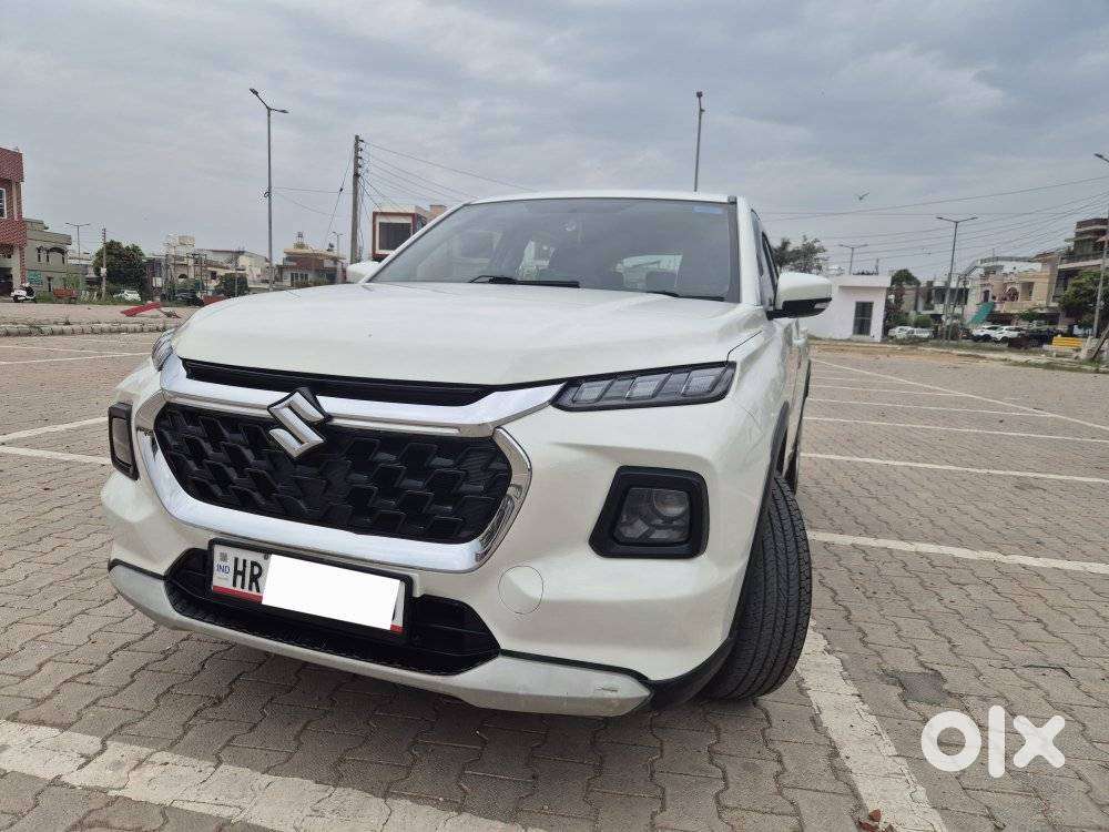 Maruti Suzuki Grand Vitara 1.5 Delta Smart Hybrid At, 2023, Petrol