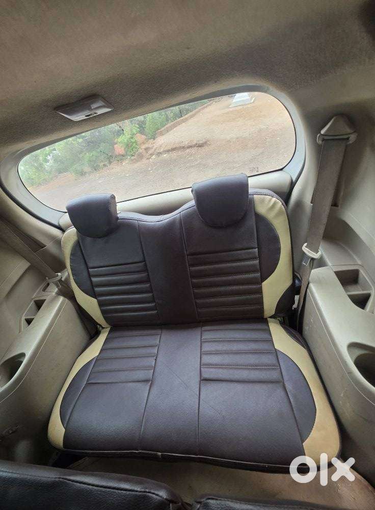 Maruti Suzuki Ertiga 1.5 Vxi Shvs, 2015, Petrol