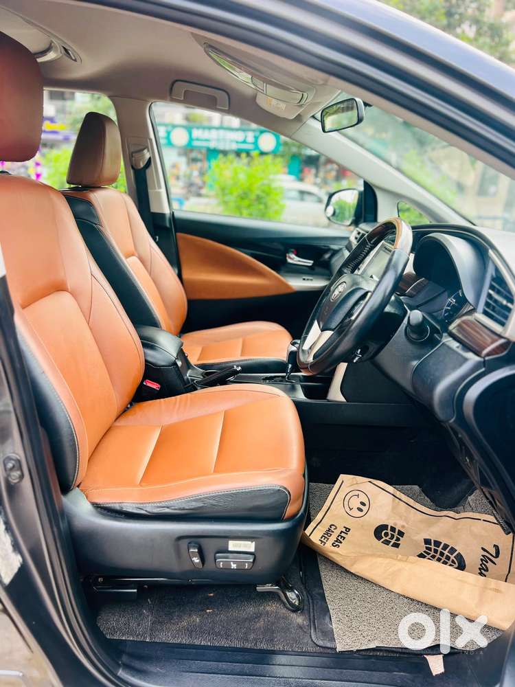 Toyota Innova Crysta 2.8z Automatic, 2018, Diesel