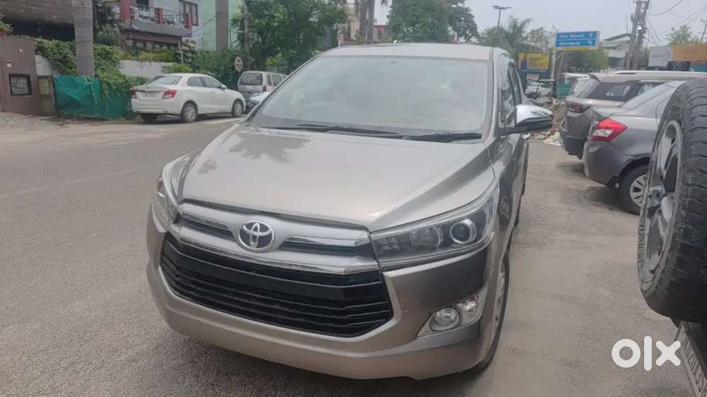 Toyota Innova Crysta 2018